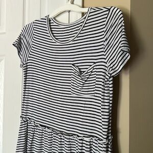 Black and white Striped peplum short sleeve top with pocket